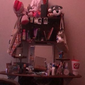 It's a wooden desk about 6ft tall.It was an gift so not sure where it's from